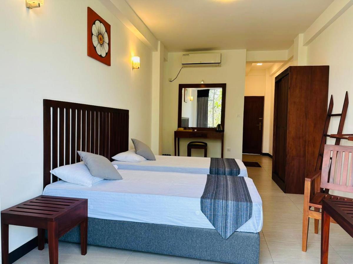 Kandy Hub Guest House Exterior photo