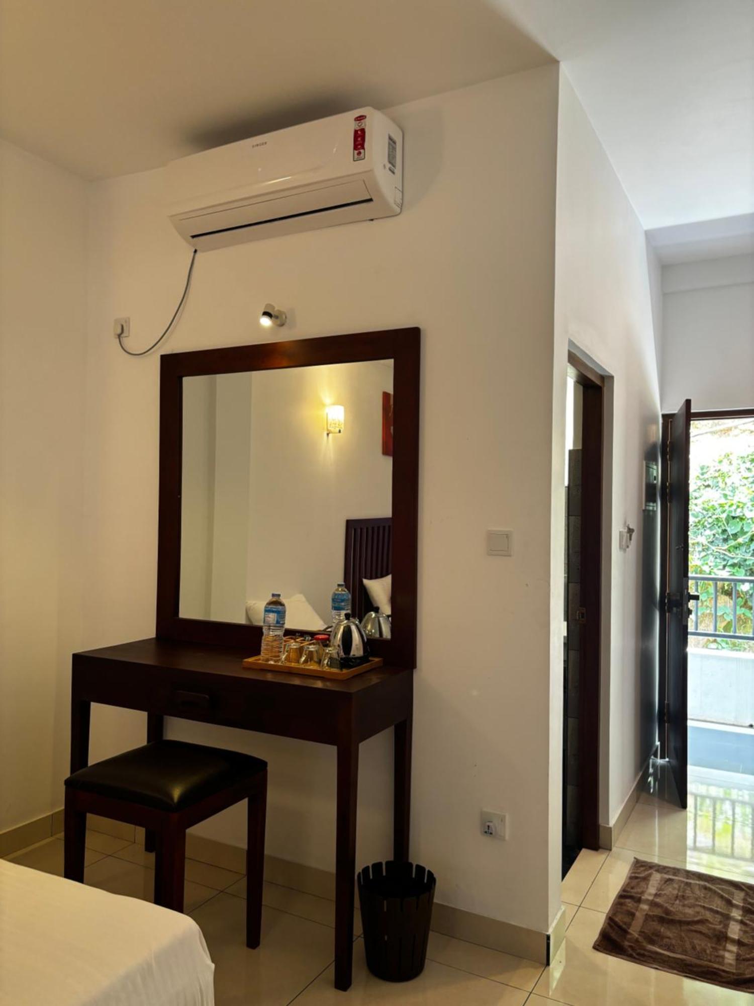 Kandy Hub Guest House Exterior photo